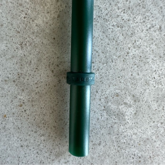 🆕 Starbucks Matte Forest Green 24 oz Studded Tumbler - Picture 7 of 8